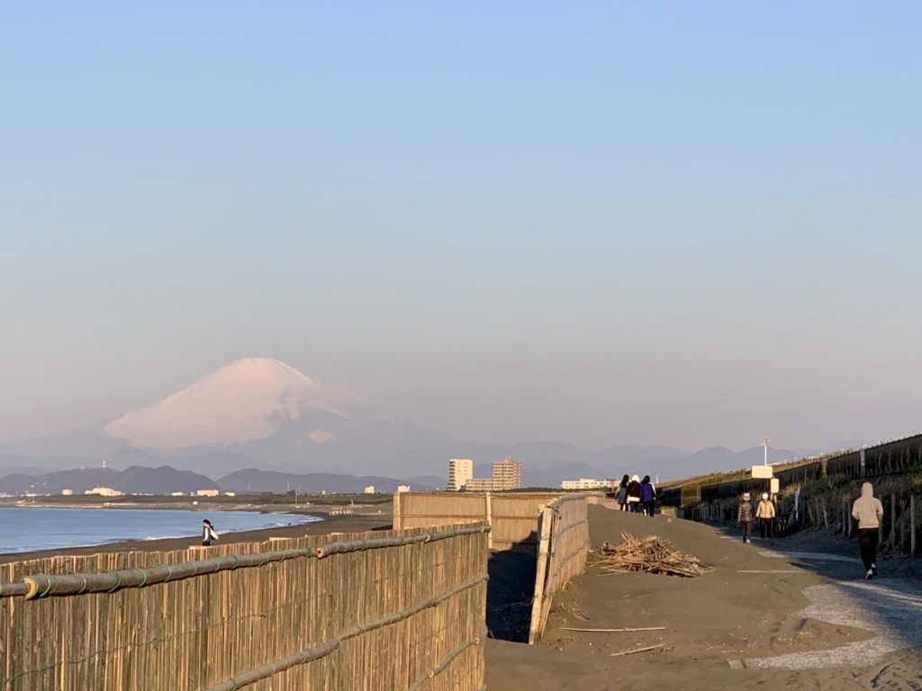 湘南サイクリングロードから見る富士山