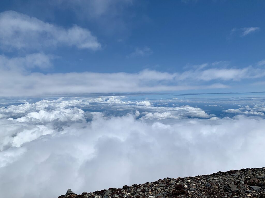 富士登山競走試走で見た山頂の景色