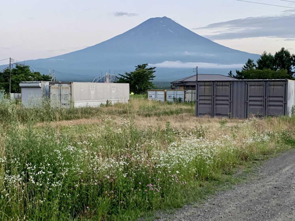 富士登山を外目で記憶に残す