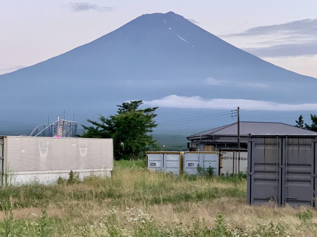 富士登山を外目で記憶に残す