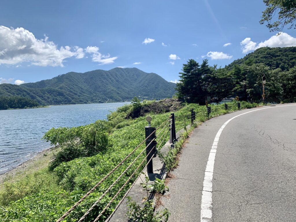 河口湖を富士登山競走後にレンタサイクル