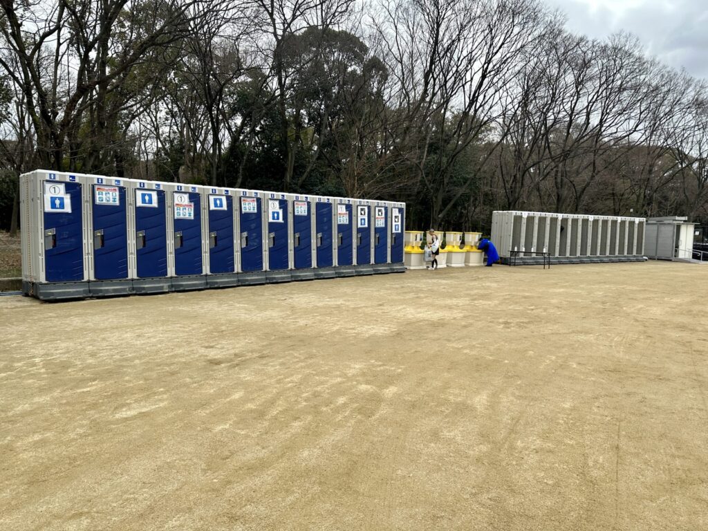 大阪マラソンの仮設トイレ