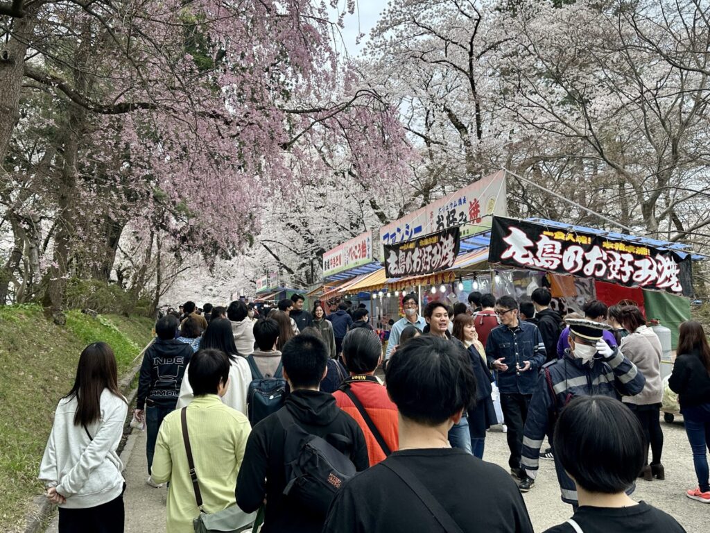 あおもり桜マラソンに参加したら弘前城も観光