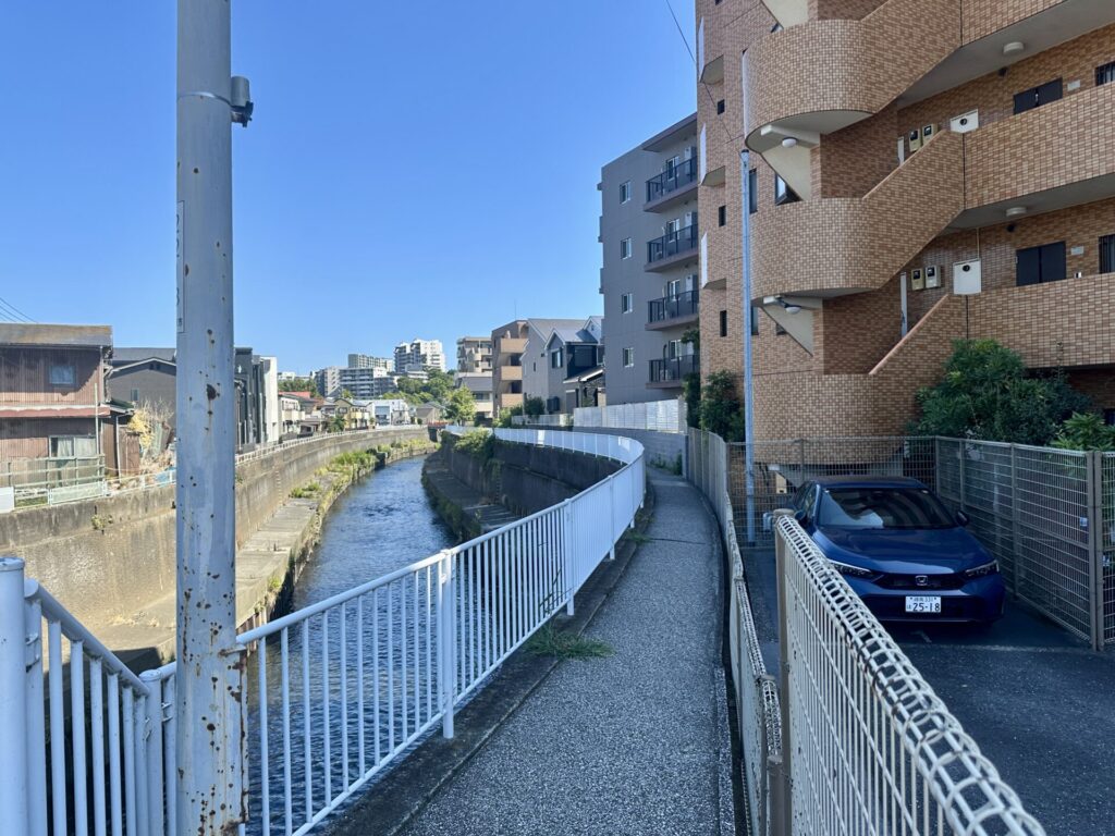 境川サイクリングロードはいよいよ藤沢市街地