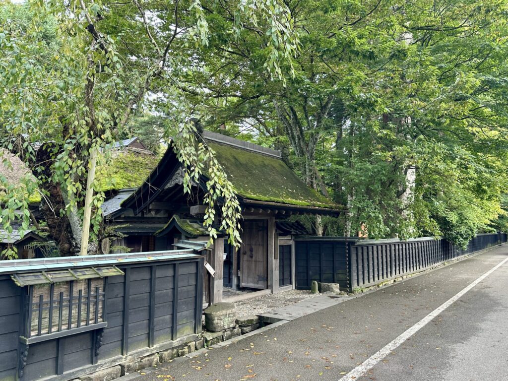 よこてシティハーフ参加時に角館へ