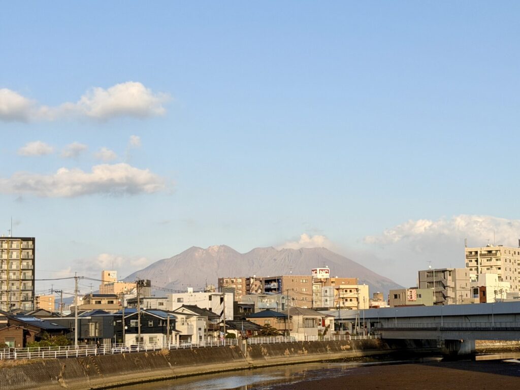 いぶすき菜の花マラソン参加時に桜島を望む