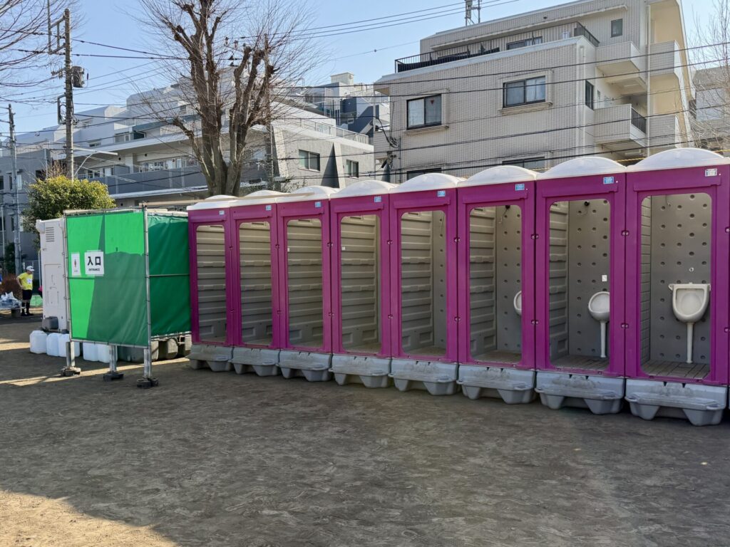 青梅マラソンの仮設トイレ