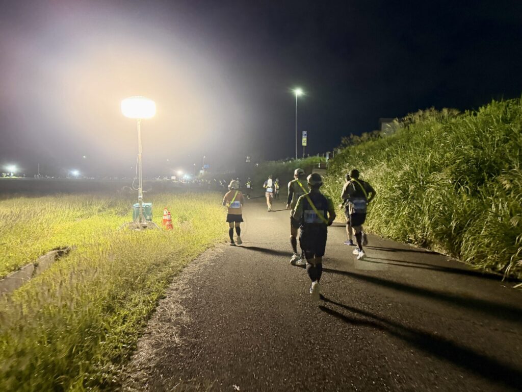 えちごくびき野100kmは夜間は投光器